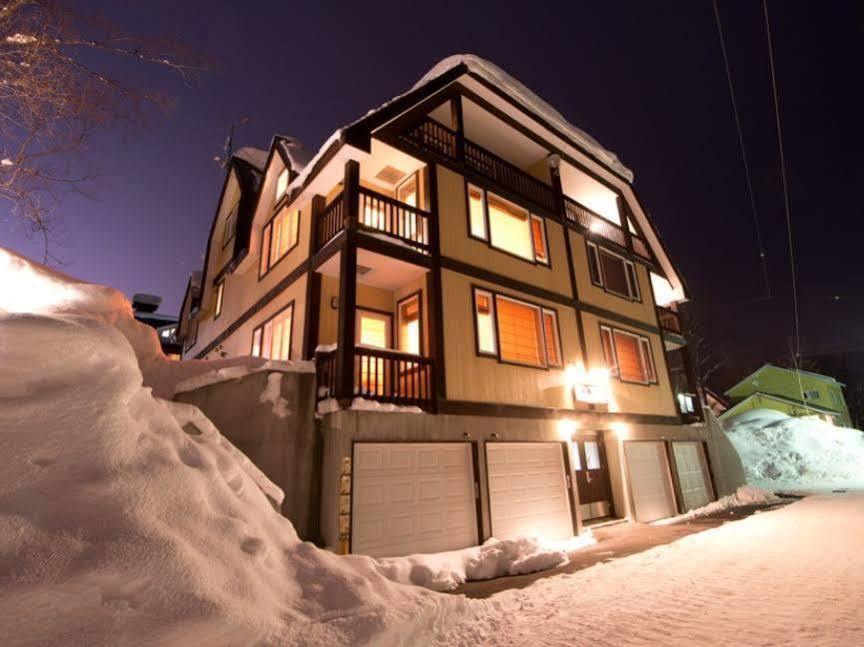 Kamakura Apartments Ōmagari Exteriör bild
